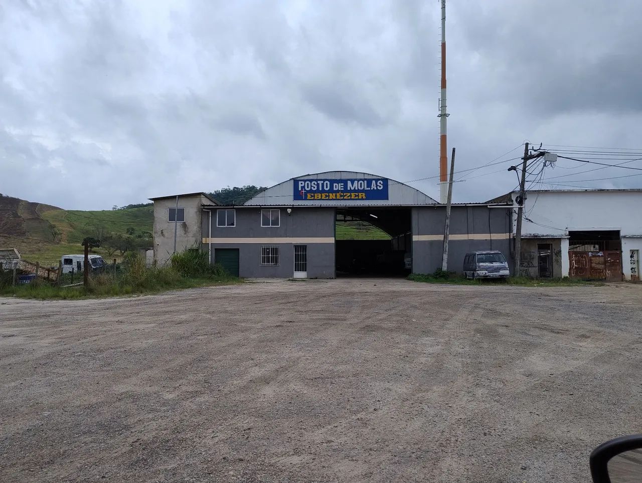 Alugo Galpão 1000m2 - Itaboraí 