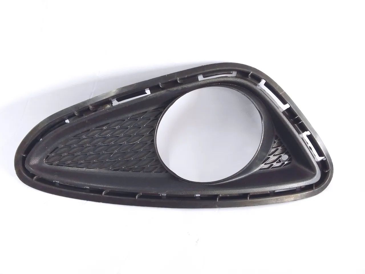 Grade Farol De Milha Dir Hyundai Hb20 Hatch 1.6 2013/2018 - Foto 7