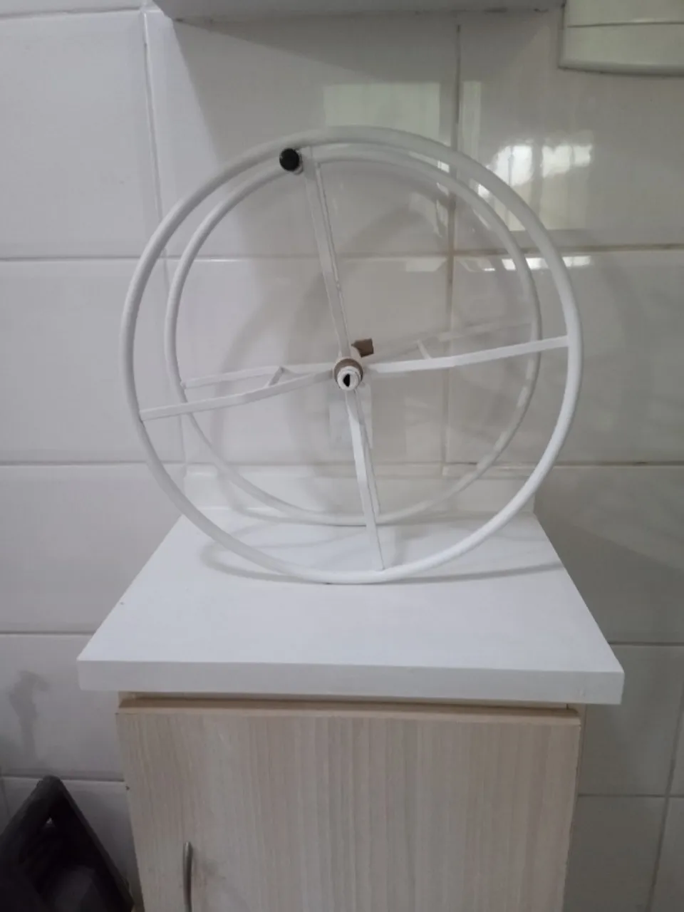 Suporte Giratório em aço para Mangueira de Jardim