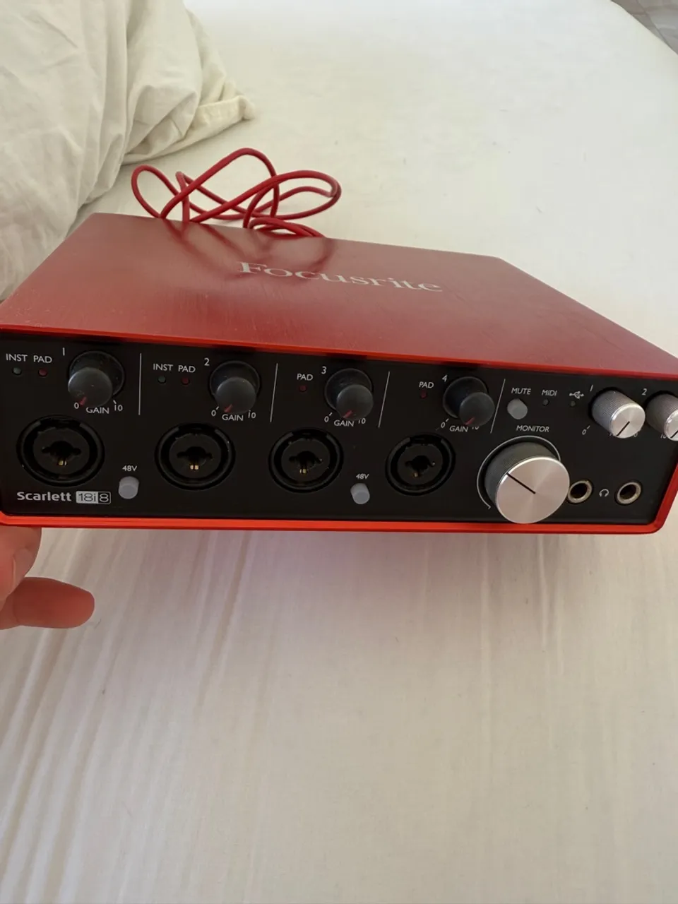 A melhor Interface de áudio Focusrite Scarlett 18i8 Gen 3 (Impecável 110V)