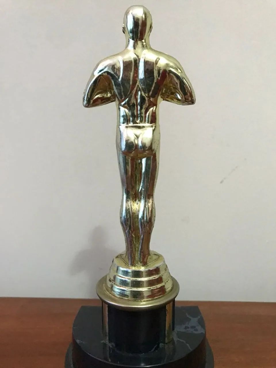 Troféu tipo Oscar Best Family - Foto 4