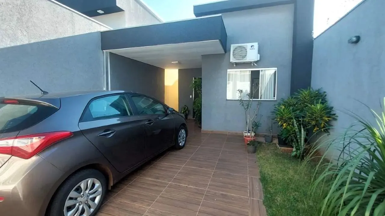 CASA COM 3 DORMITÓRIOS - PANAMÁ
