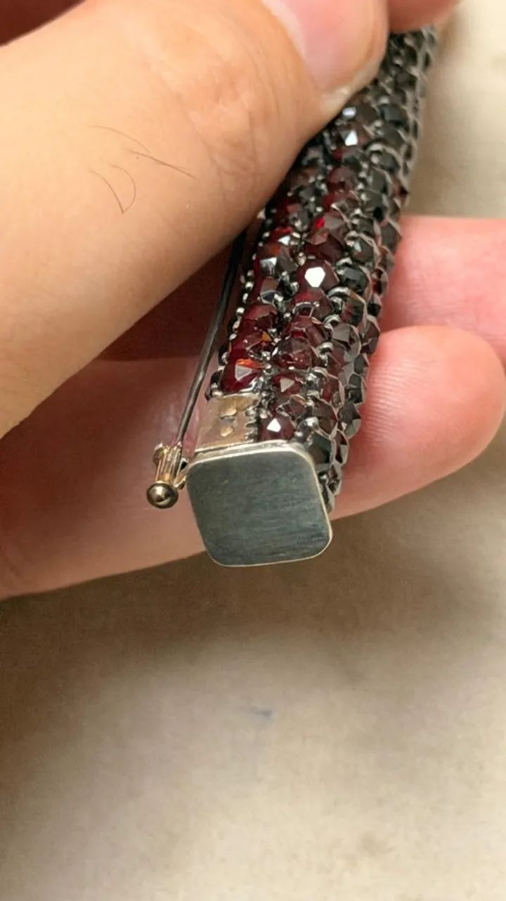 Broche em Prata com Granada - 9,2 cm - Foto 5