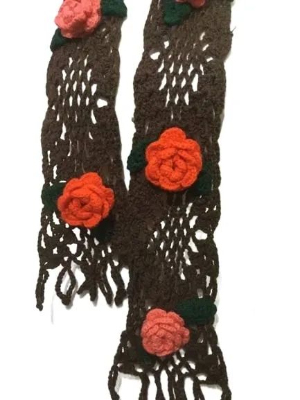 Cachecol Crochê Manual Lã Marrom Com Flores 195 cm X 14 cm - Foto 4