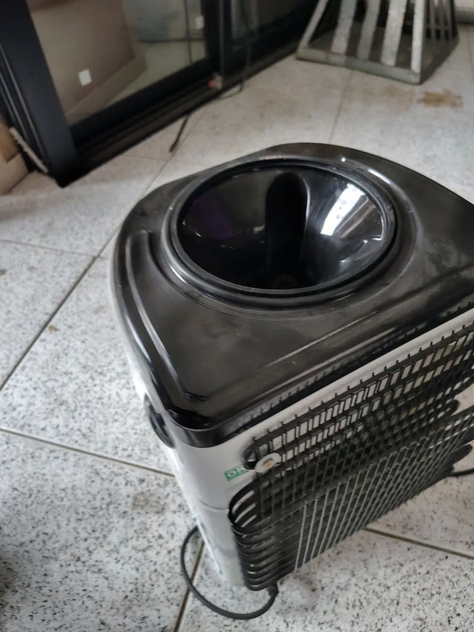 bebedouro libell de galão refrigerado  - Foto 4