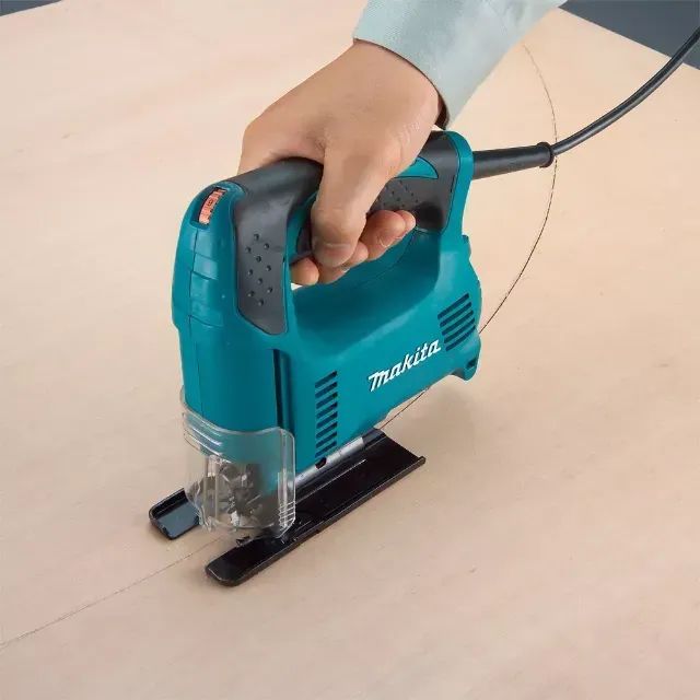 Serra Tico Tico Profissional para Madeira 450 W + Lamina Makita - Foto 3