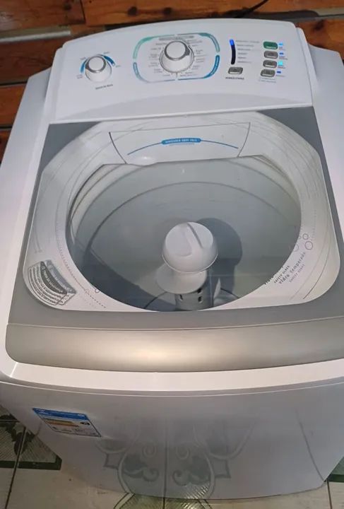 máquina eletrôlux 15 kg semi nova
