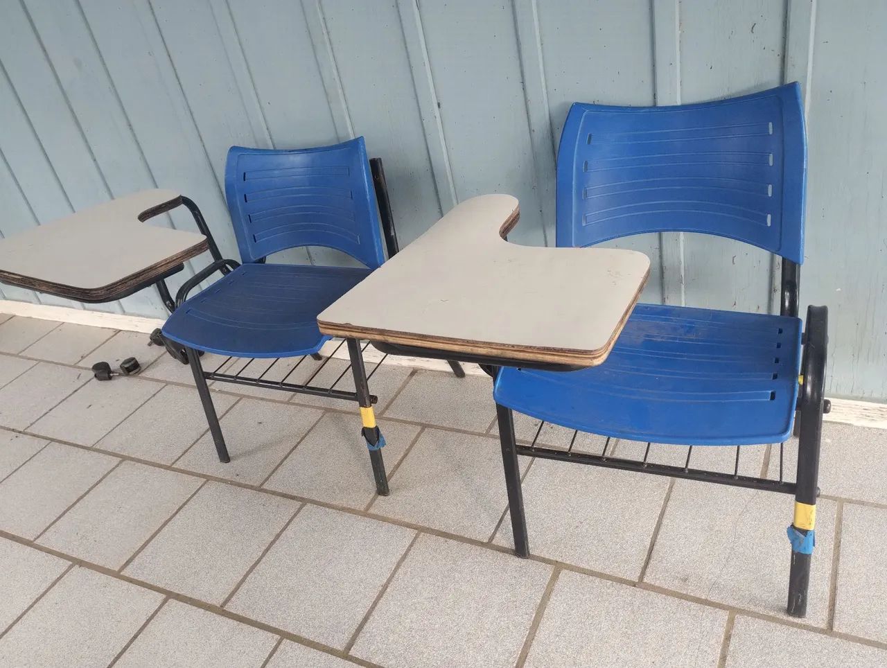Cadeiras Universitárias com prancheta