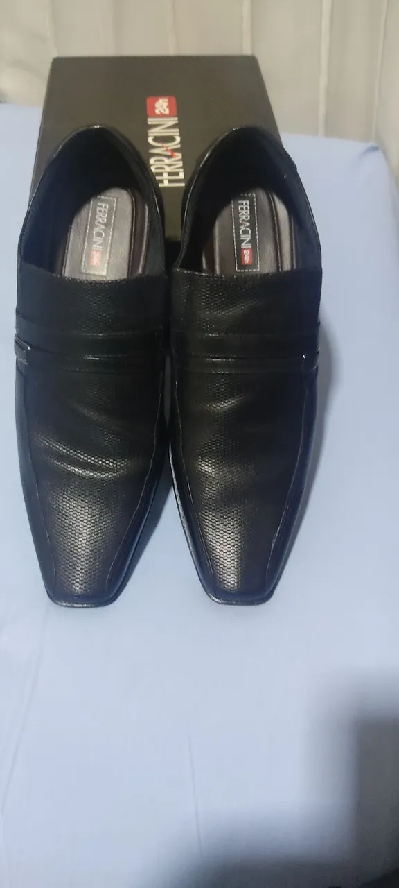 Sapatos Ferracini