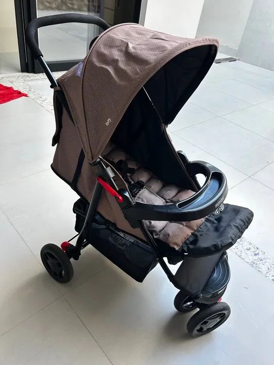 Carrinho de Bebê - Marca Cosco- Usado poucas vezes - Foto 4