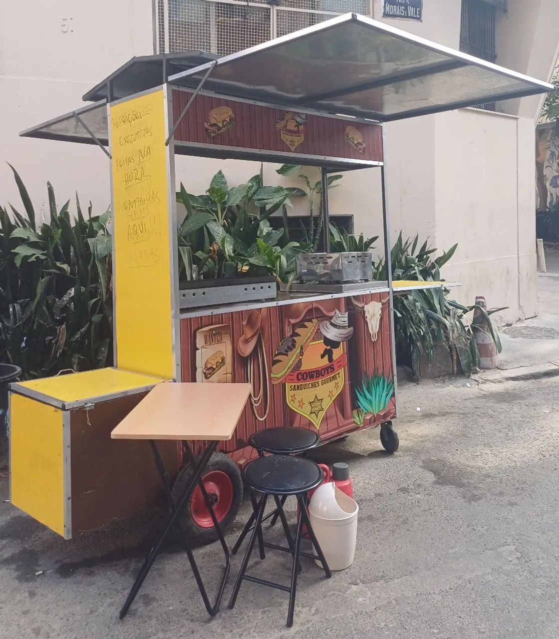 CARRINHO PARA LANCHES E/OU REFEIÇÕES - SEMI-NOVO EM EXCELENTE ESTADO! É COMPRAR E USAR!!! - Foto 2