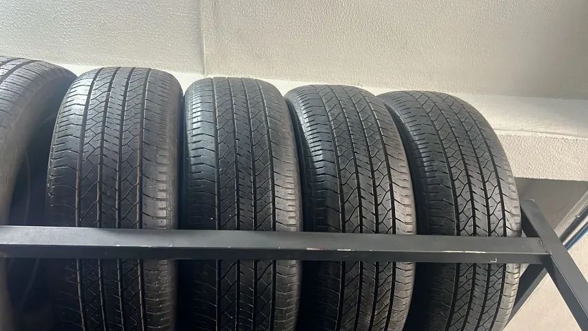 Pneu 215/60/17 Bridgestone meia  Vida util - Foto 2