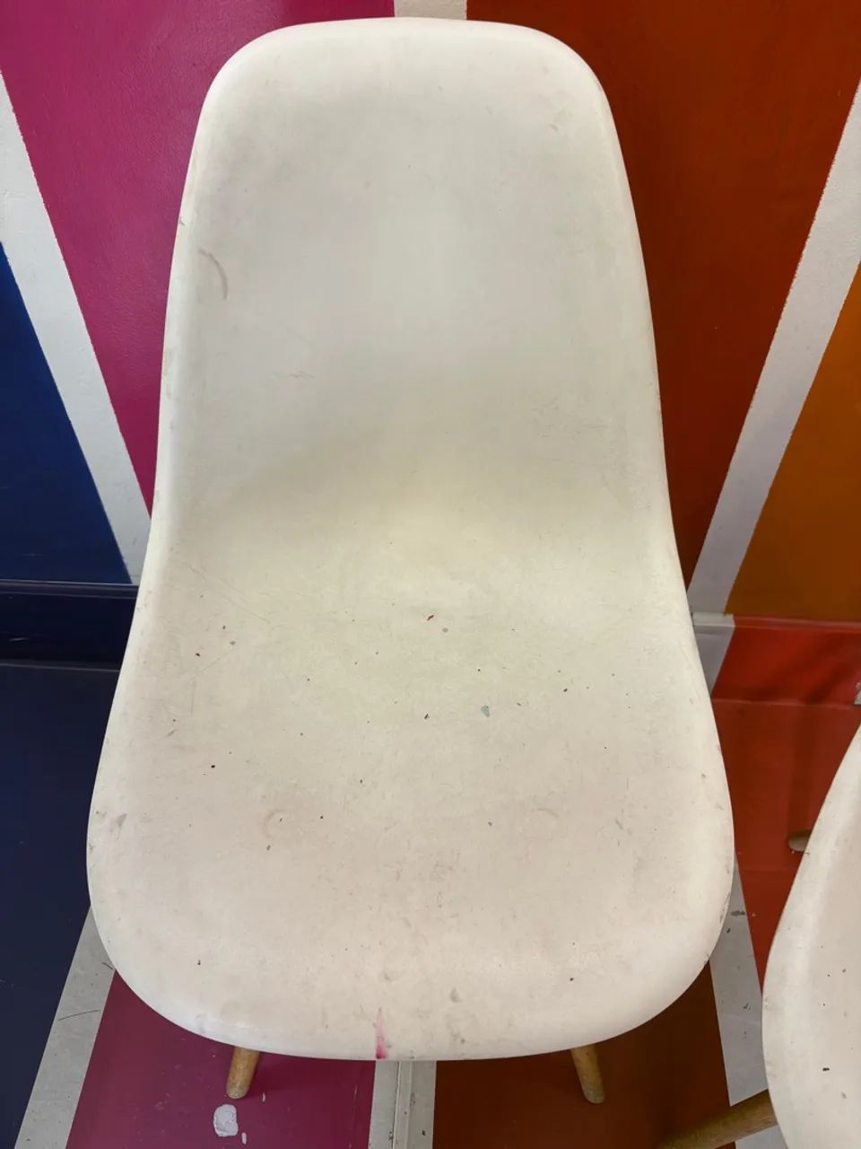 Cadeira com pés palito em madeira - Foto 5