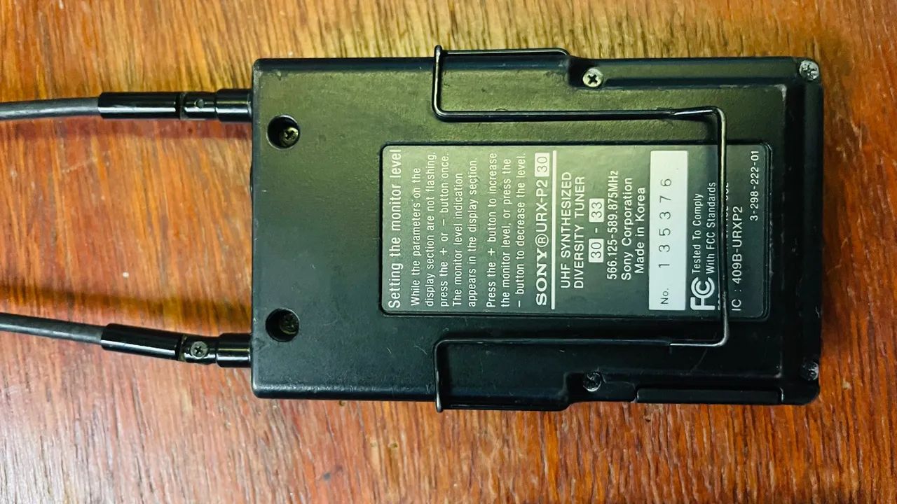 Transmissor de Microfone Sem Fio Sony UTX-B2 - Foto 6