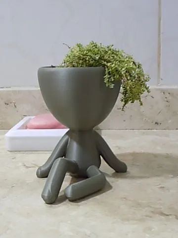 Mini Vasinho Bob Robert para Decoração vaso de plástico tamanho 11 cm