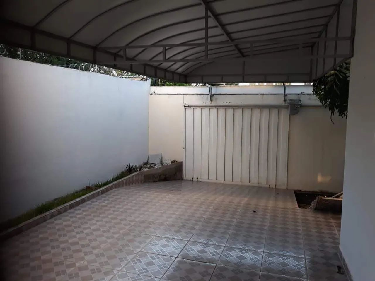 Casa Saraiva 3/4 sendo 1 suíte e Edícula  - Foto 2