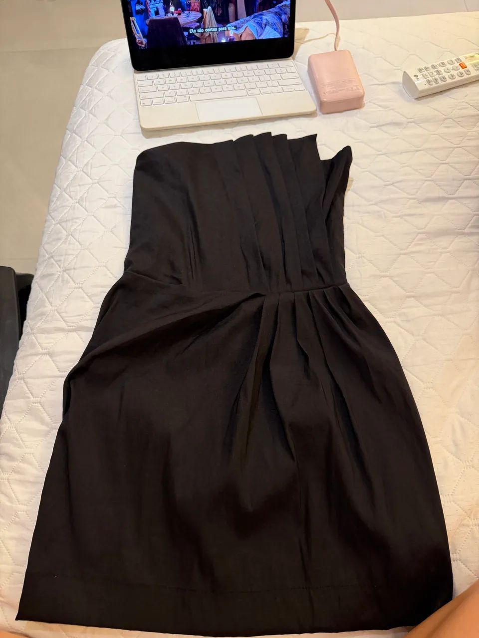 vestido arrumado curto preto
