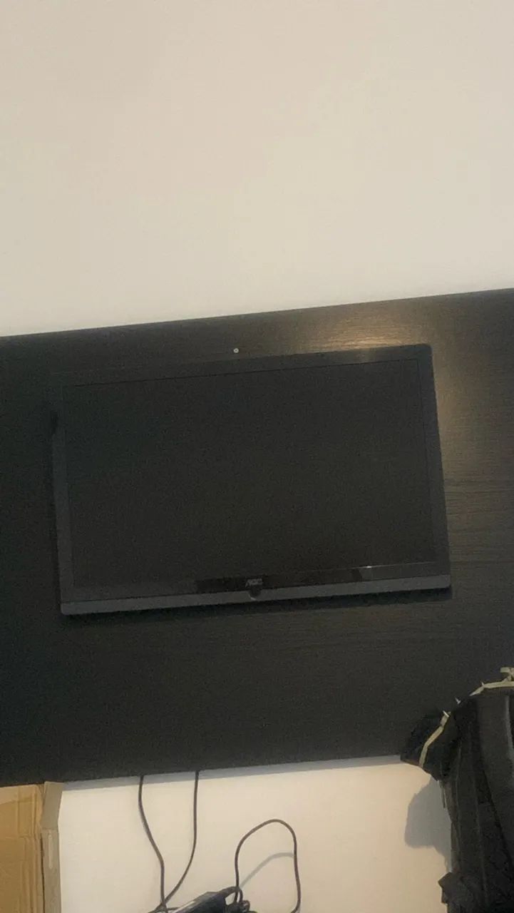 Televisão AOC