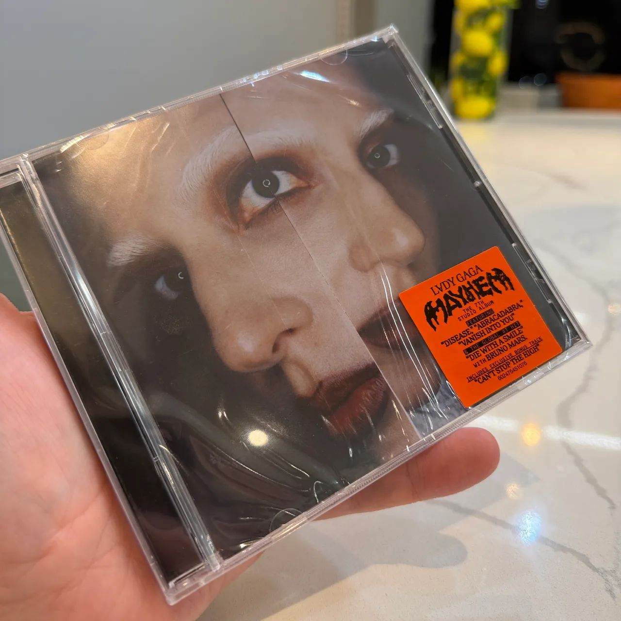 MAYHEM (Store Exclusive) - CD Importado Europa (Lady Gaga) - Foto 3