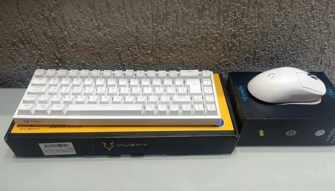 teclado husky halistorm