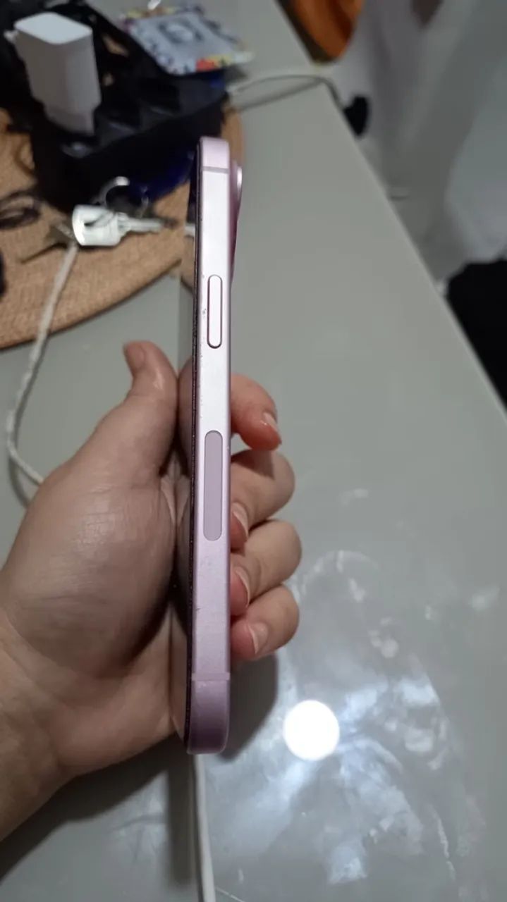 iPhone 15 rosa, impecável  - Foto 3