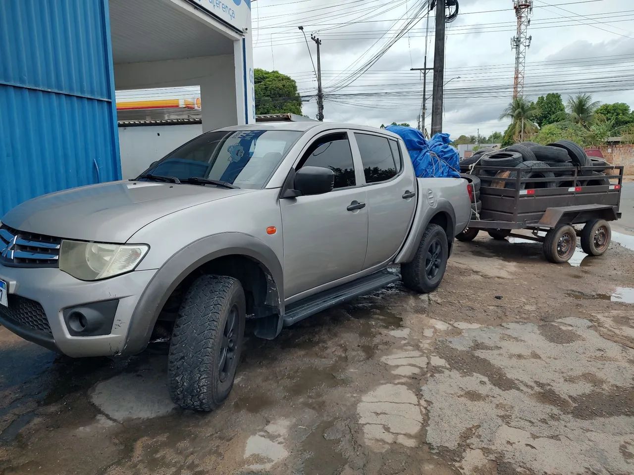 Mitsubishi L200 2013