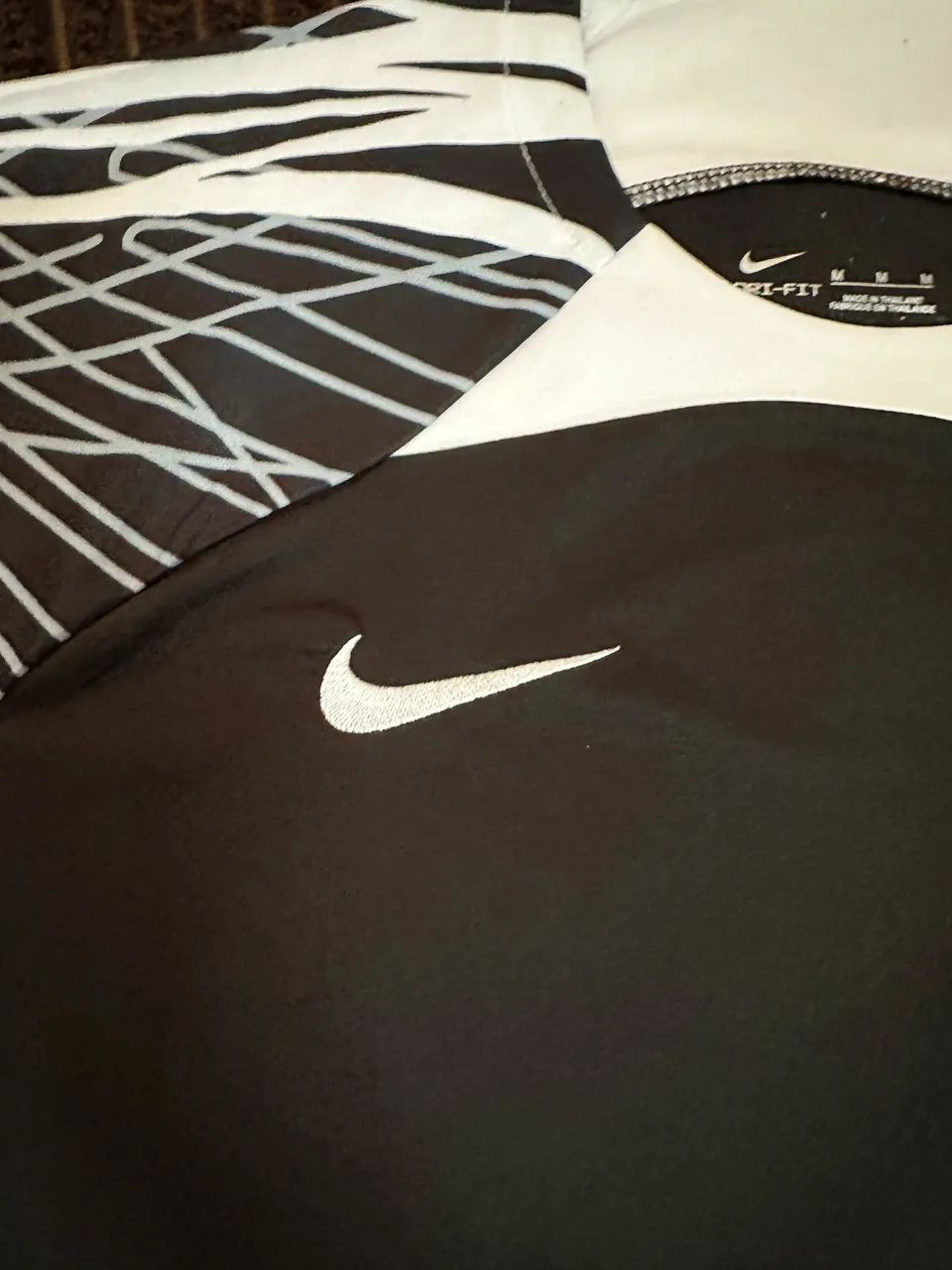 Conjunto Nike Dri-FIT - Camiseta e short (Tamanho M) - Foto 2