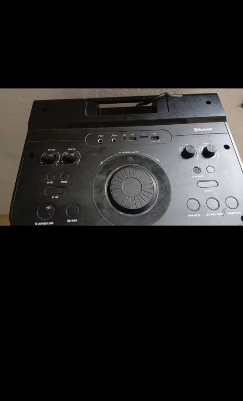 Vende se Caixa de Som.