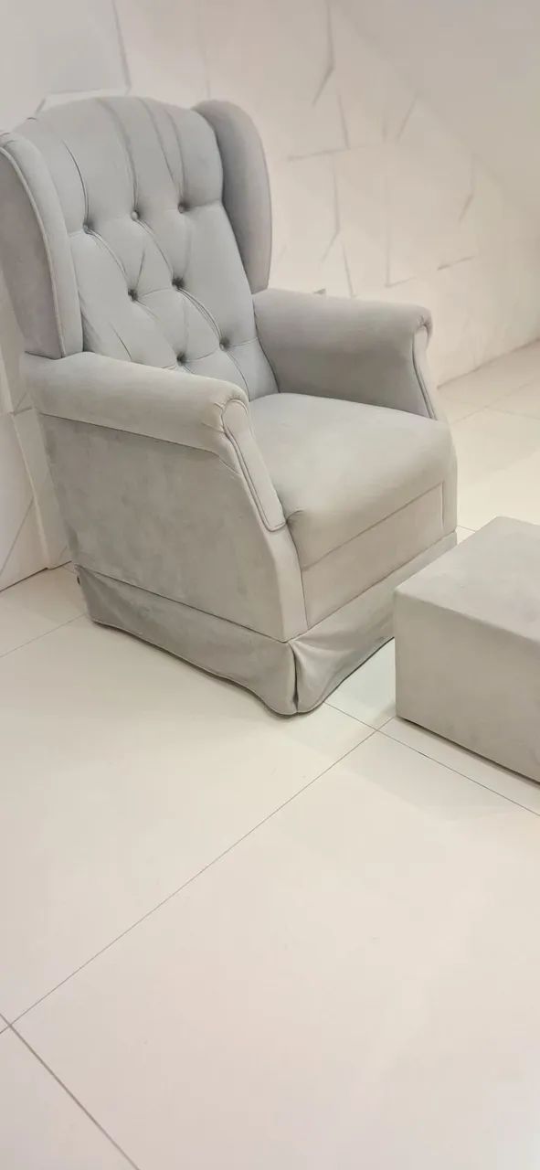 Poltrona com descanso / Poltrona para amamentação - Foto 2