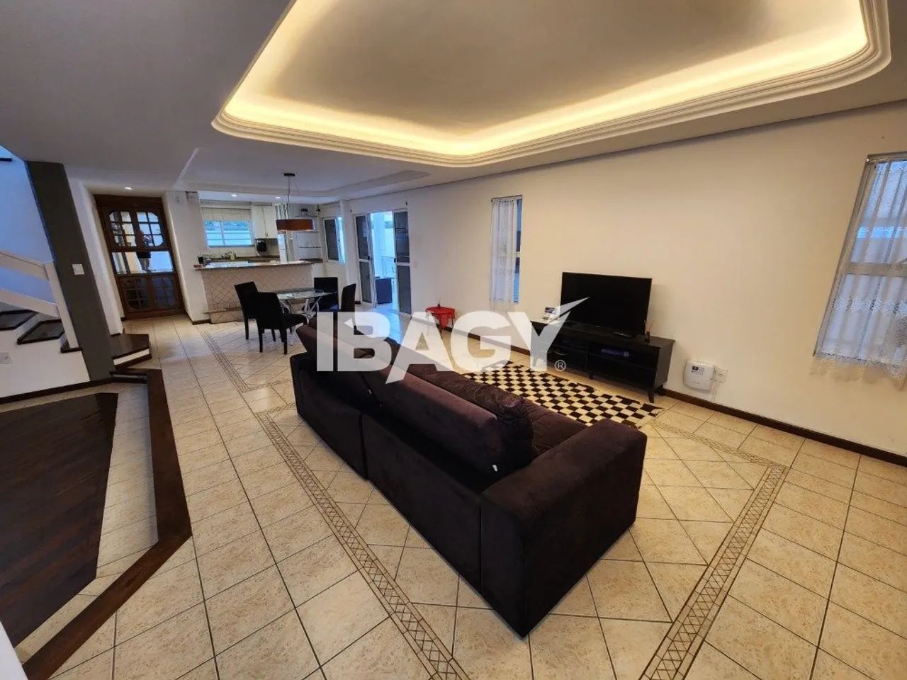 Excelente Casa 3 dormitório(s) em Jurerê - Florianópolis - Foto 5