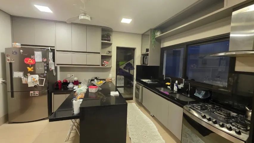 Sobrado no Alphaville - 280m² - 4 Suítes - 4 Vagas - Mobiliado - Foto 5