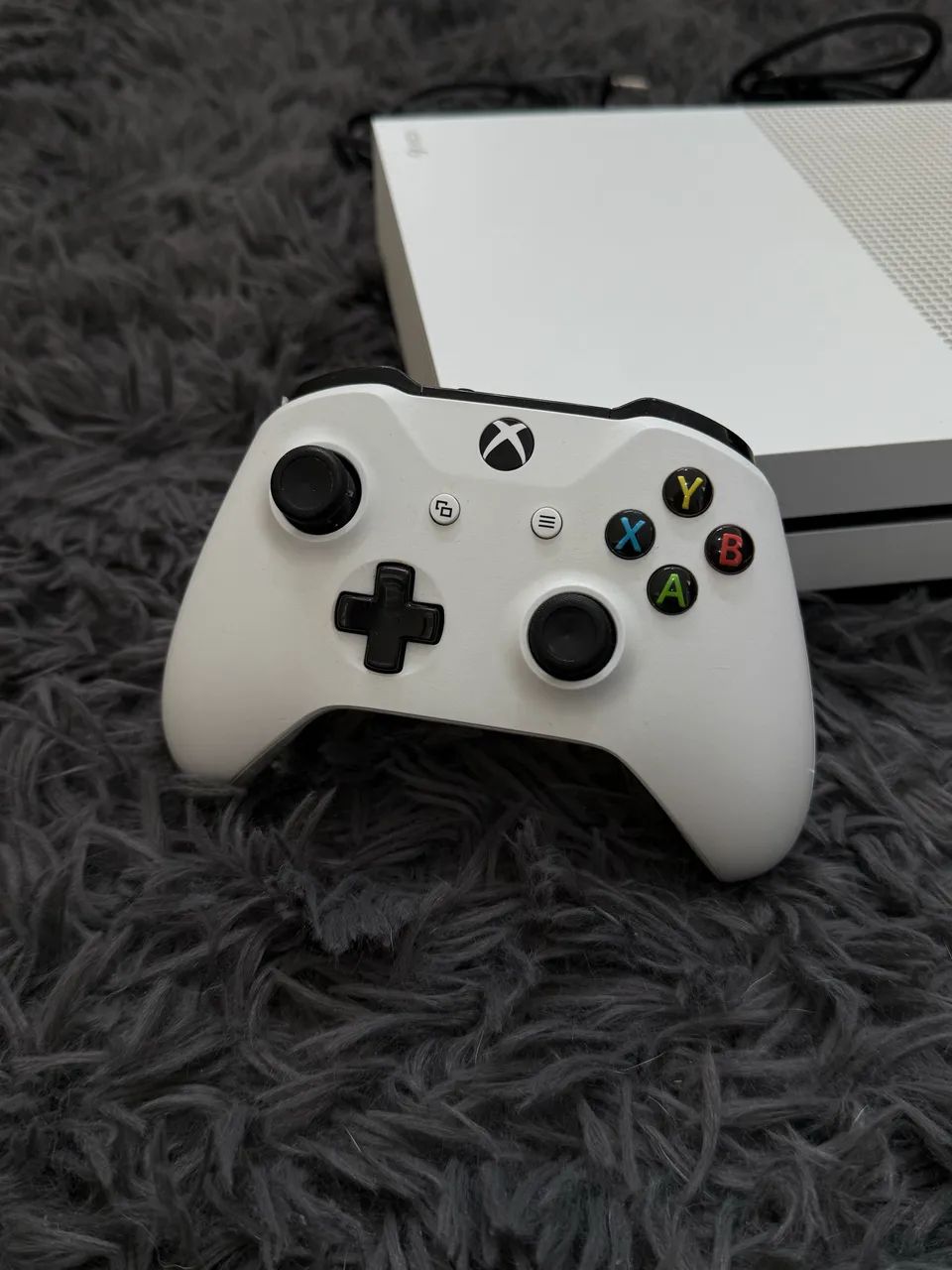 Xbox One S - 1Tb - Com Garantia, Caixa e 1 Jogo - Foto 3