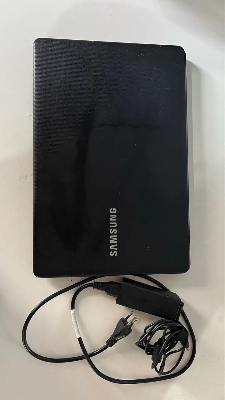 Notebook Samsung Semi-Novo - (Com Carregador) - Foto 3
