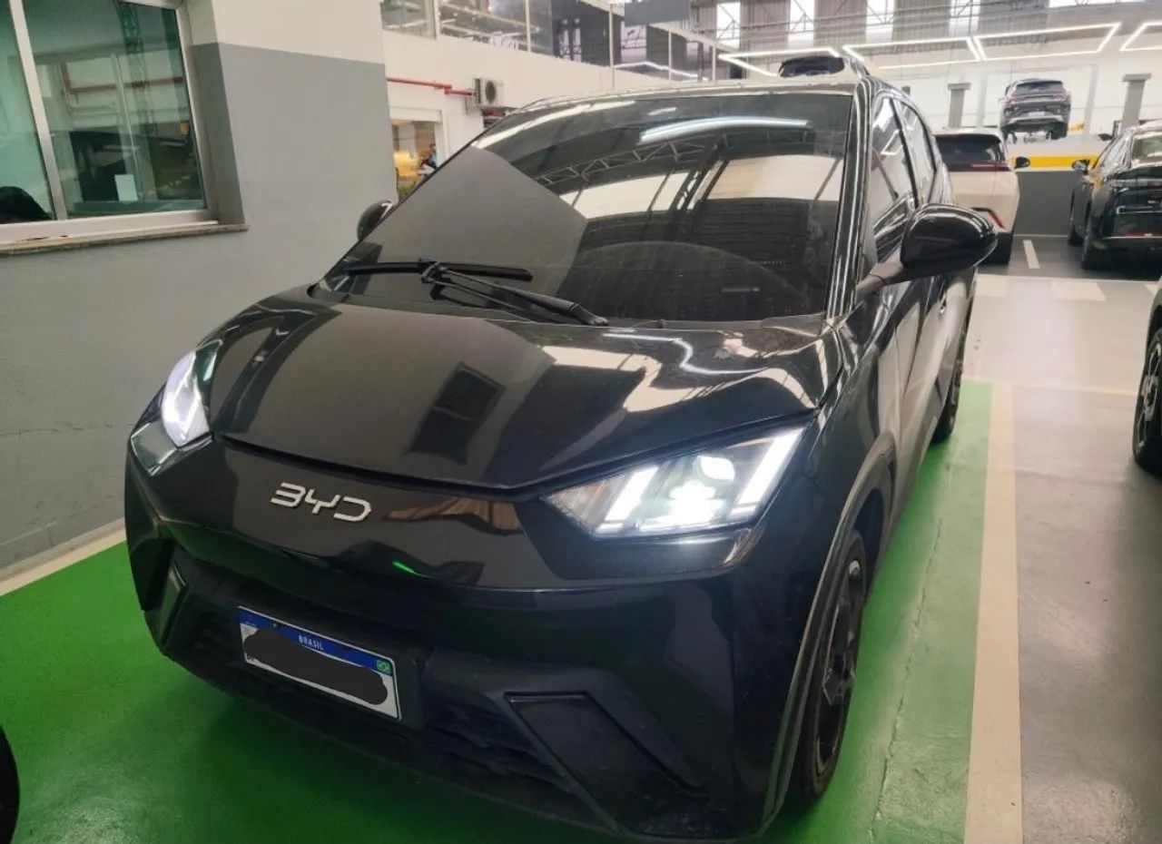 BYD Dolphin Dolphin Mini (Elétrico) 2025