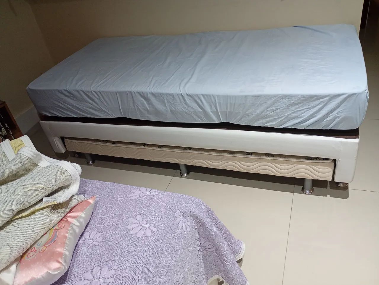 Vendo no cama Ortobom com colchão 