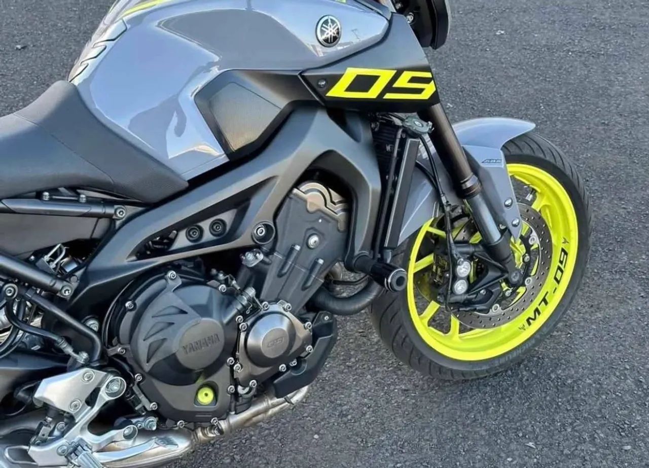 MT 09 TRACER  - Foto 4