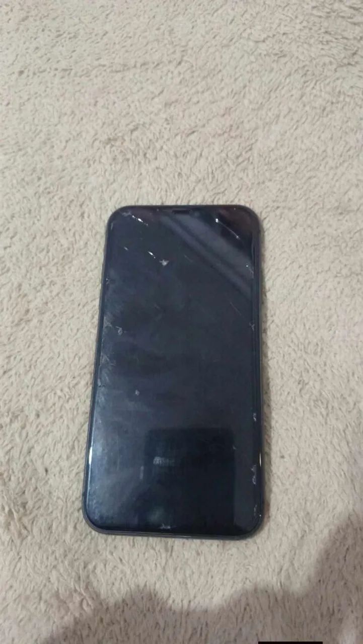 Iphone 11 preto  - Foto 2