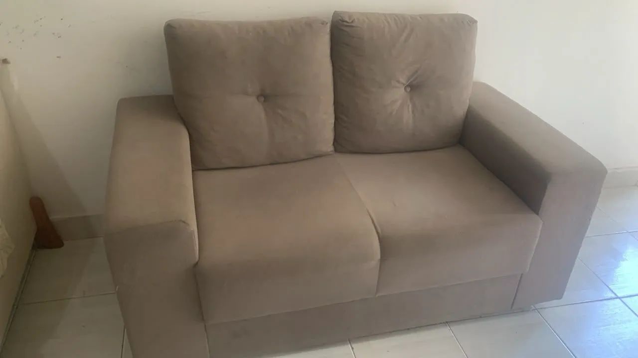 Sofá 2 lugares