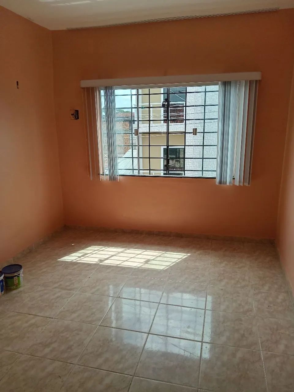 Alugo apartamento 