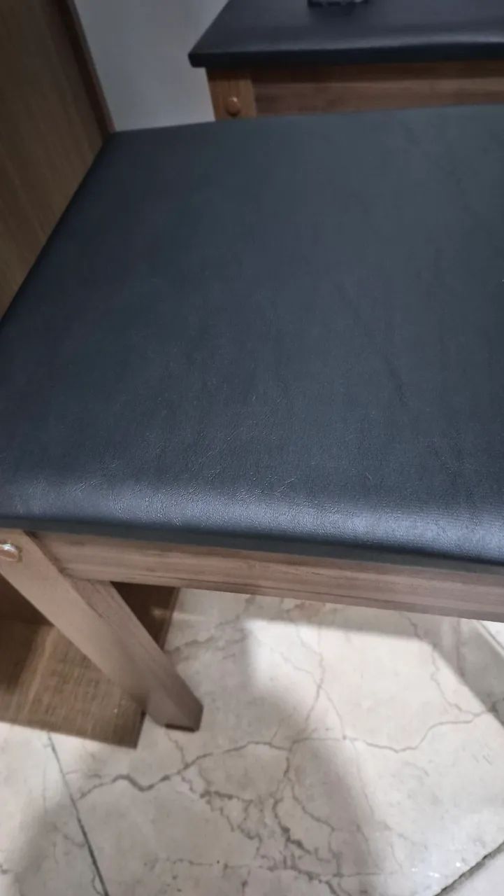 Mesa com 4 cadeiras  - Foto 5