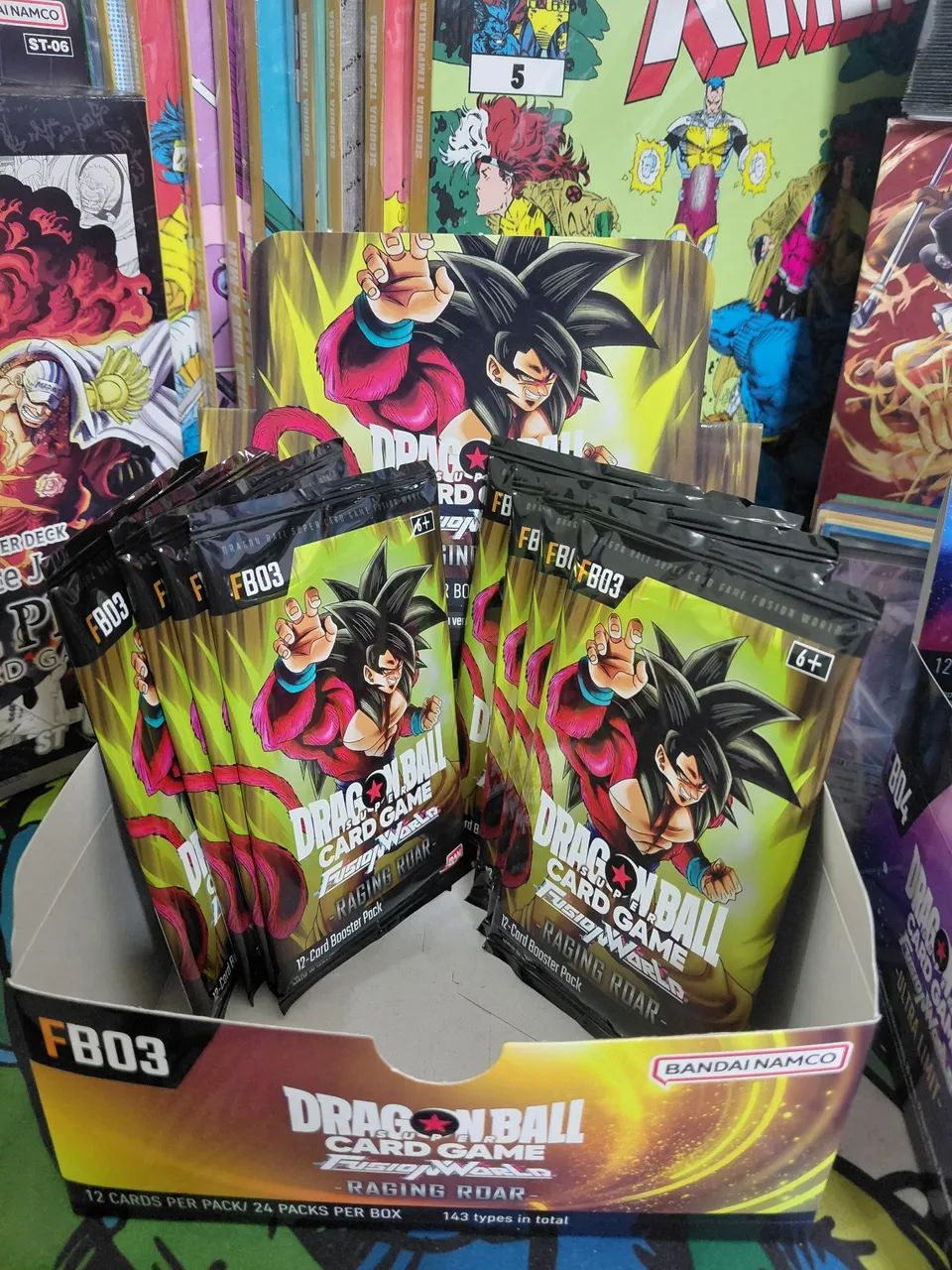 Kit com 14 Booster Dragon Ball FW TCG - Foto 5