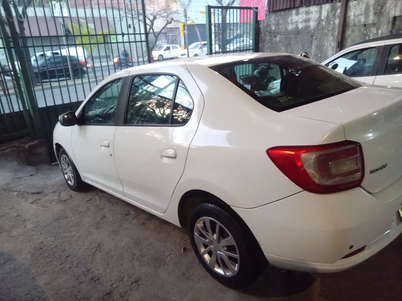 Renault Logan 2015
