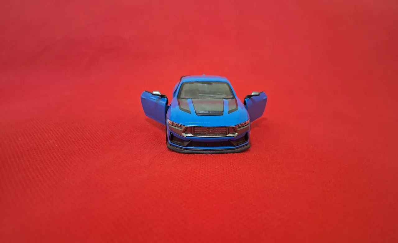 Ford Mustang Dark  - Foto 5