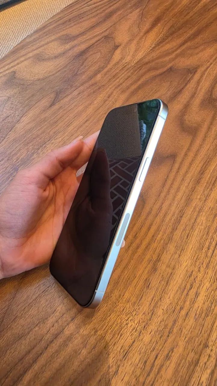 iPhone 15 pro max 256 - Branco  - Foto 2