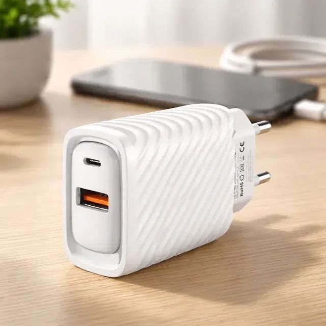 Carregador Inteligente 40w Com Porta Usb E Tipo-C - Foto 4
