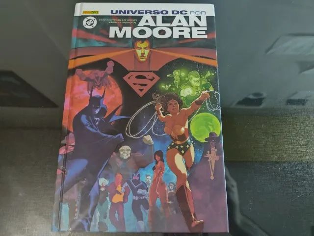 UNIVERSO DC POR ALAN MOORE