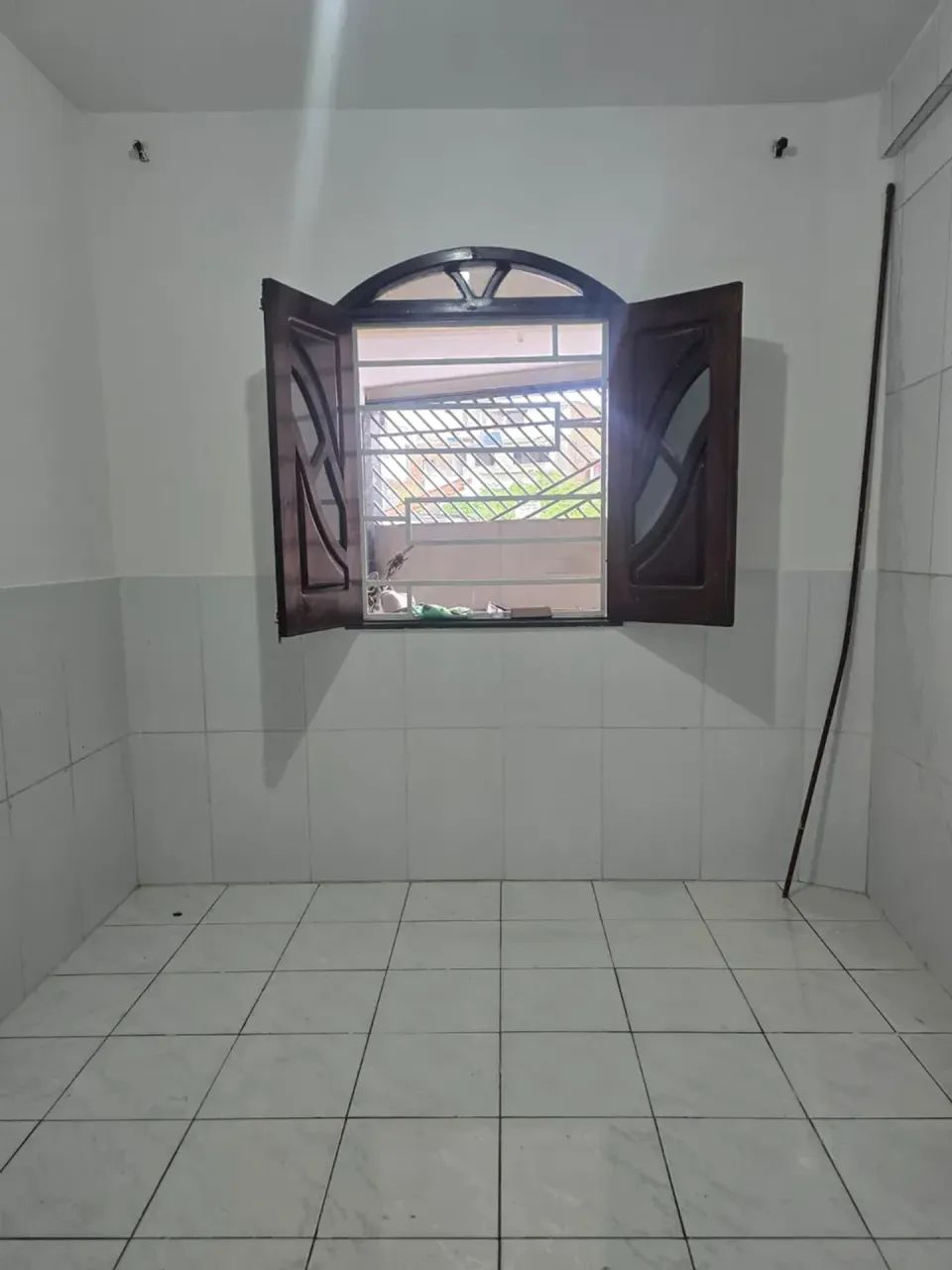 Aliugo casa com 2/4 em Paripe - Foto 4