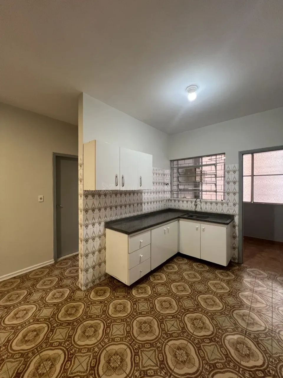 Apartamento sobreloja | Zona 01