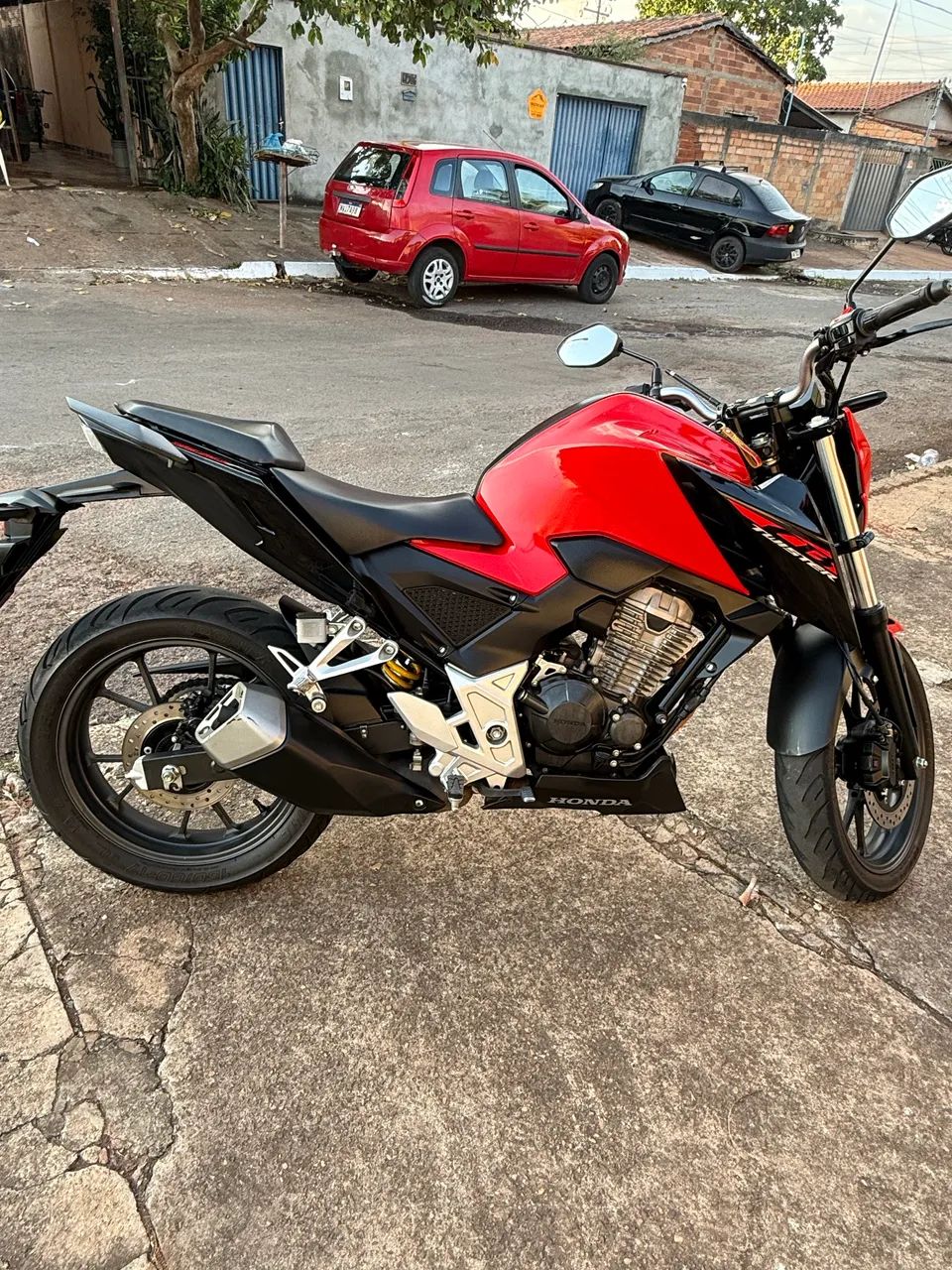 CB 300F - Foto 3