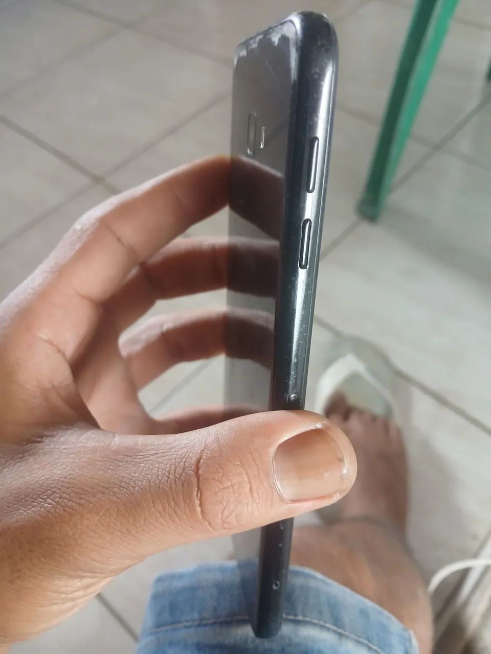 Vendo esse dois celular por 200 reais - Foto 2